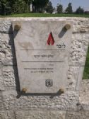 The city plaque at place of attack
